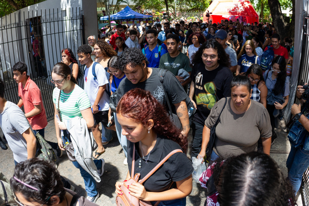  Recife, PE, 16/11/2025 - ENEM 2025 - Imagens da movimentação no ENEM 2025 na Universidade Católica de Pernambuco na região central do Recife(PE)./ Rafael Vieira