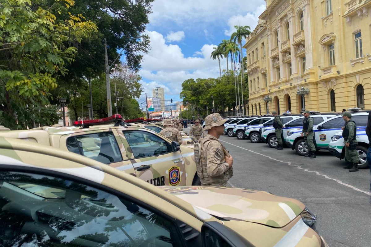 Segurança Pública de Pernambuco recebe helicóptero, drones, fuzis e novas viaturas
/Foto: Cadu Sivan/DP