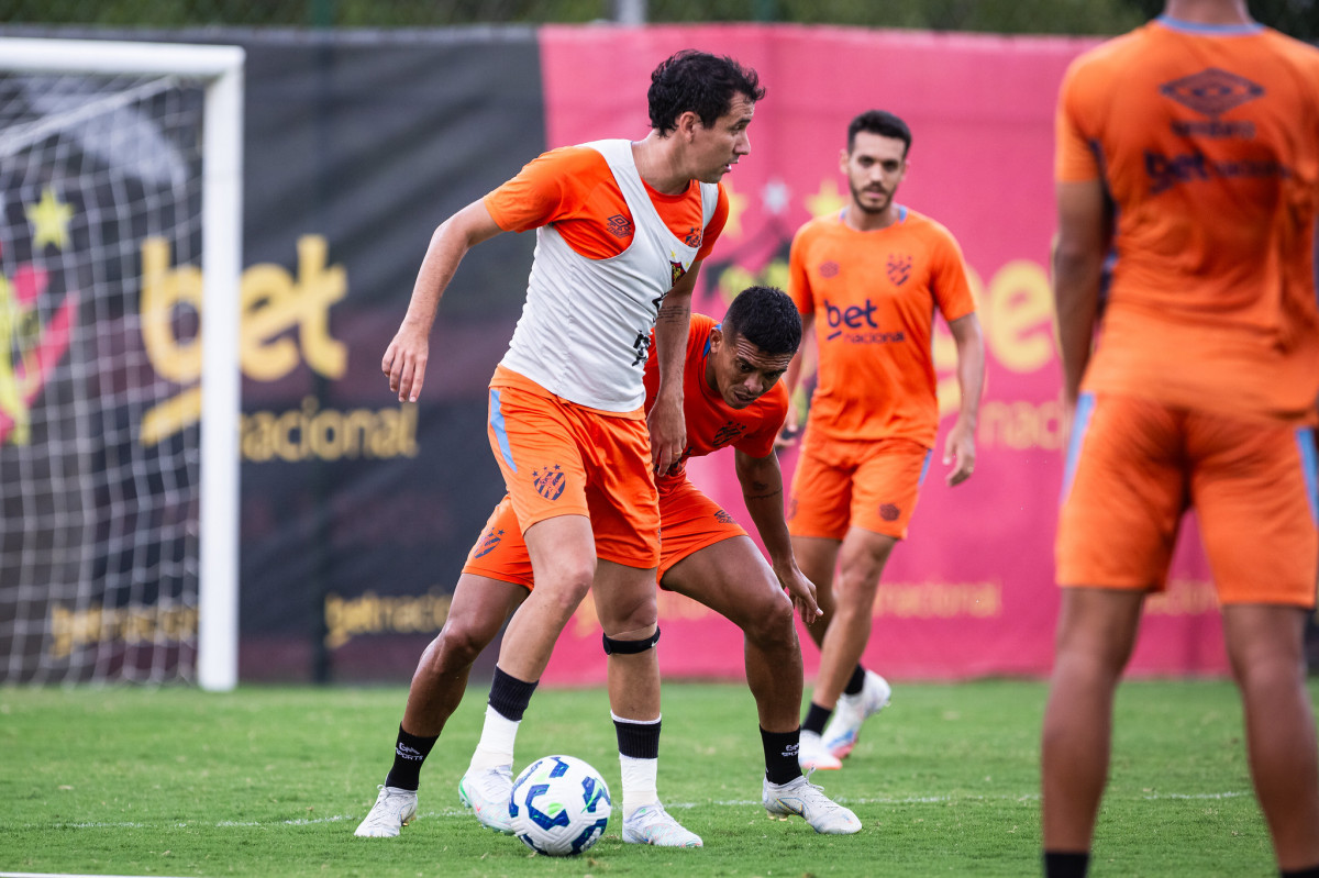 Jogadores do Sport durante treino no CT José de Andrade Médicis/ Paulo Paiva/Sport Recife