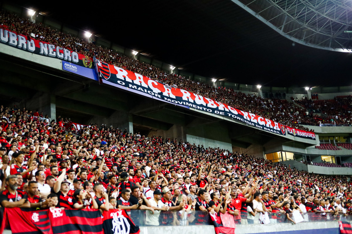 Torcida do Flamengo na Arena Pernambuco/ Gilvan de Souza / Flamengo