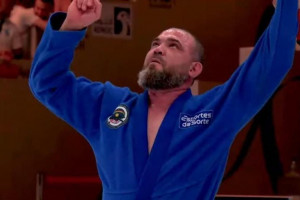 Paratleta Remenson Cardoso, da categoria Amputado, campe&atilde;o mundial de Parajiu-Jitsu em Abu Dhabi