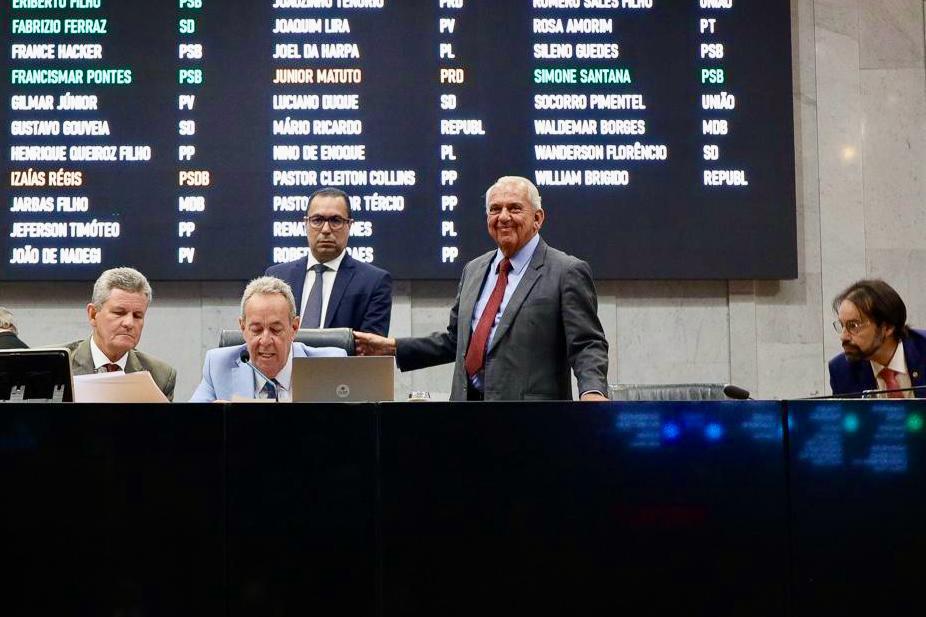 O novo projeto de lei, que surgiu ontem, estabelece o aumento de 0,9% da Receita Corrente Líquida (RCL) do Estado para 1,55%/Divulgação