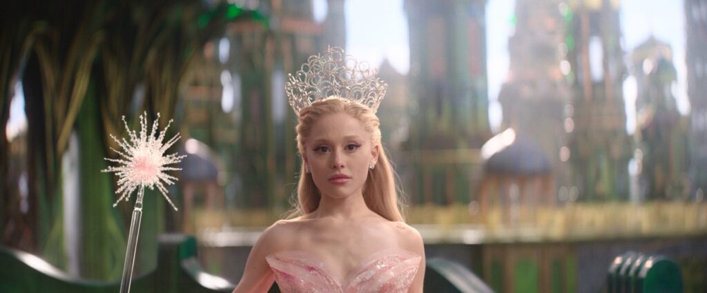 Ariana Grande ganha mais tempo de tela como Glinda/Universal/Divulgação