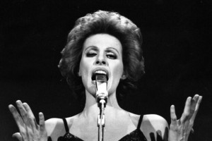 Ornella começou a carreira em 1960 como atriz de teatro em Milão, cidade onde nasceu.