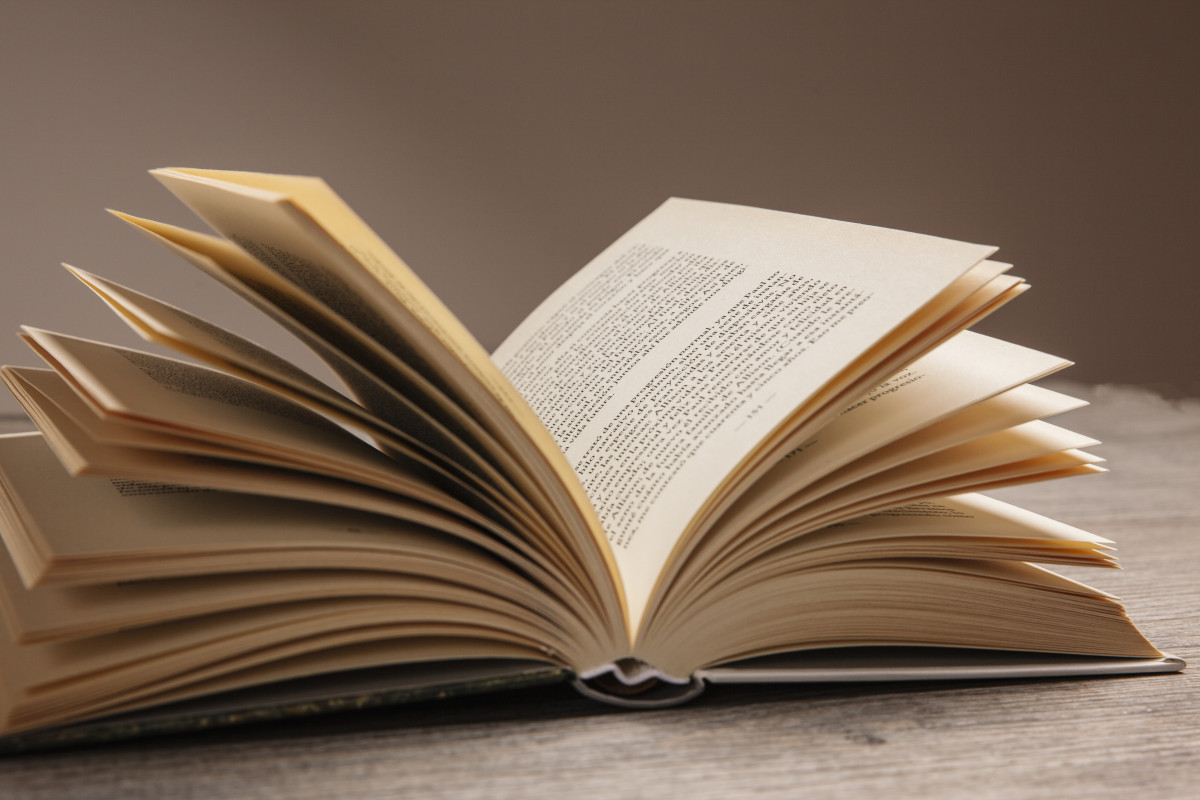 Os escritos de Leopardi (1798–1837) e Beckett (1906–1989) se iluminam mutuamente, numa partilha de experiências, em vez de um foco exclusivo na introspecção solitária/Foto: Freepik