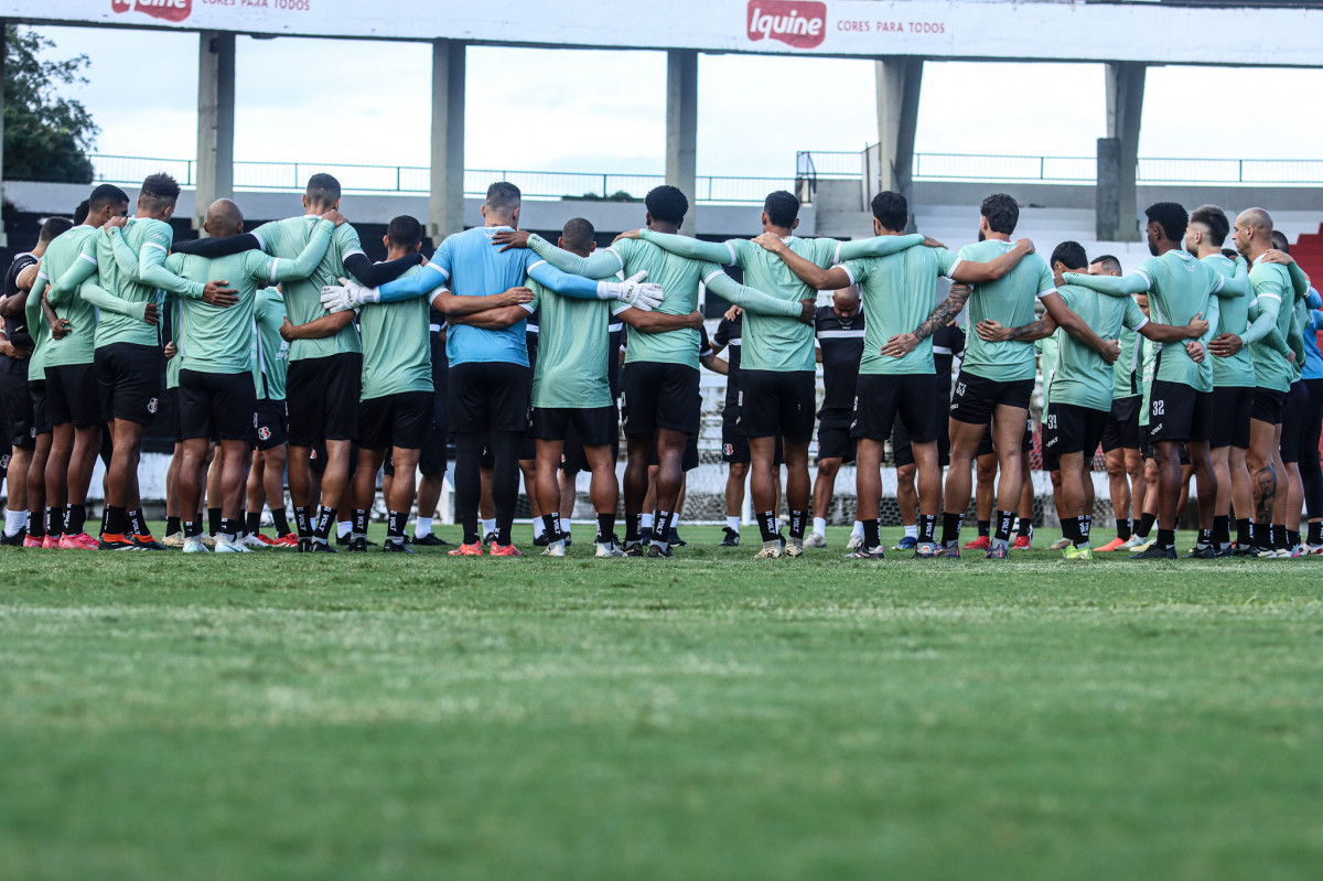 Jogadores do Santa Cruz/Evelyn Victoria/SCFC
