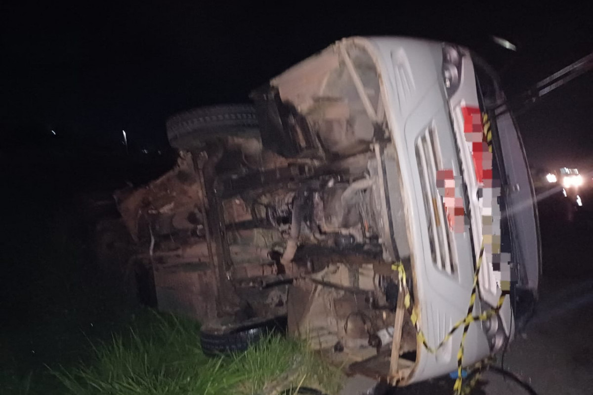 De acordo com a Polícia Rodoviária Federal (PRF), 27 passageiros eram usuários do transporte público, que estava devidamente licenciado/Polícia Rodoviária Federal/Divulgação