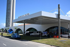 A expectativa é de que o Ademi Fórum receba 300 participantes nesta quarta-feira (26), no Recife Expo Center