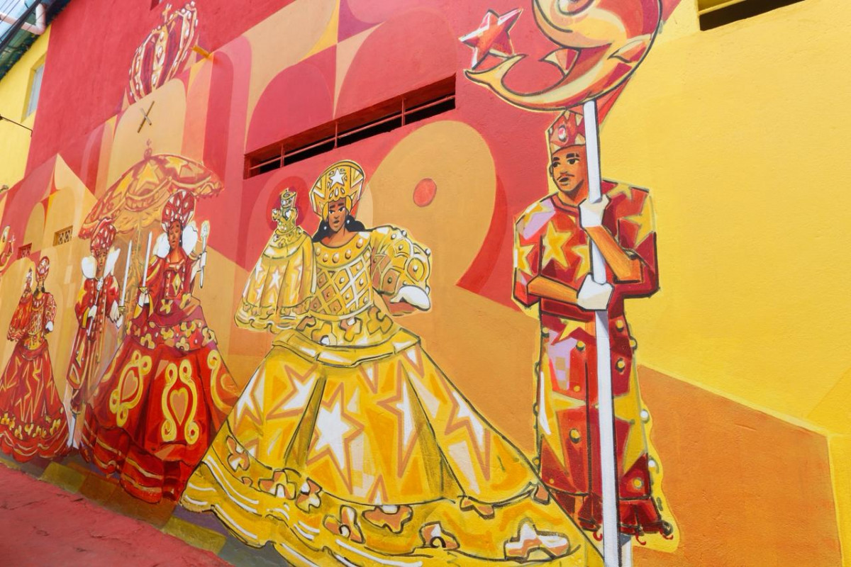 Fundado em 1935, o Cambinda Estrela surgiu no Alto Santa Isabel, em Casa Amarela, e se consolidou como um dos maiores maracatus-nação do Recife./Foto: Marina Torres / DP Fotos