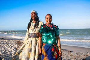 Lia de Itamaracá e Daúde ensaiaram para a turnê de "Pelos Olhos do Mar" na Ilha de Itamaracá.