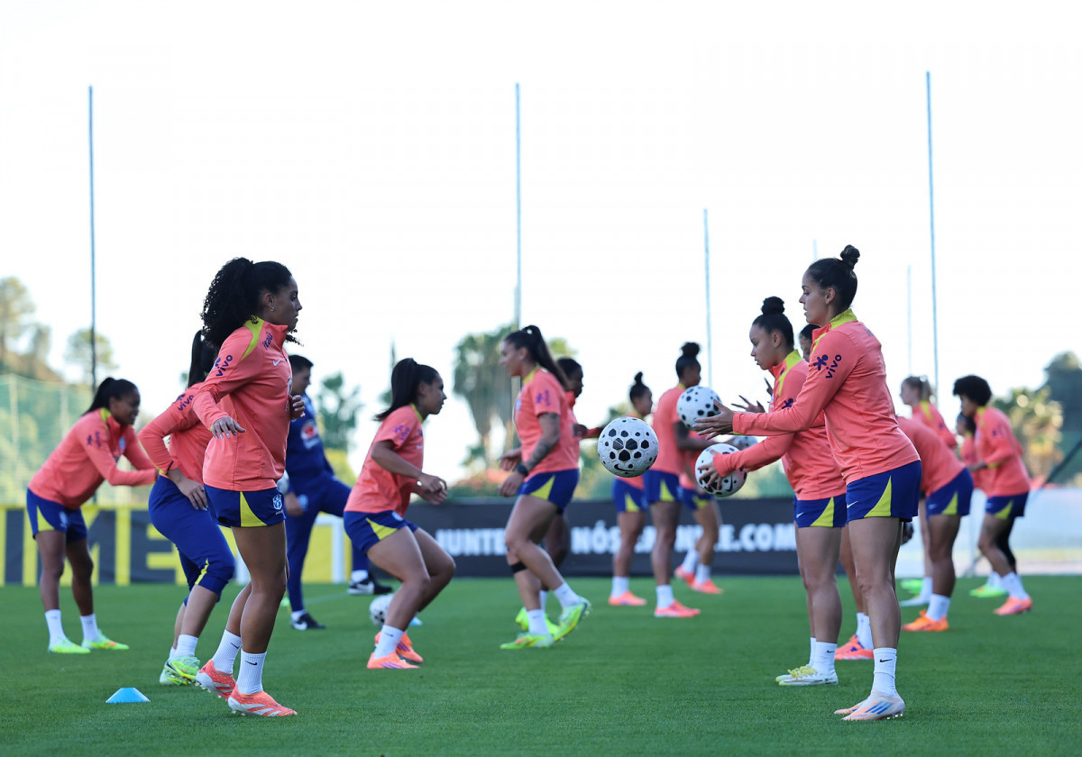 Lívia Villas Boas / CBF