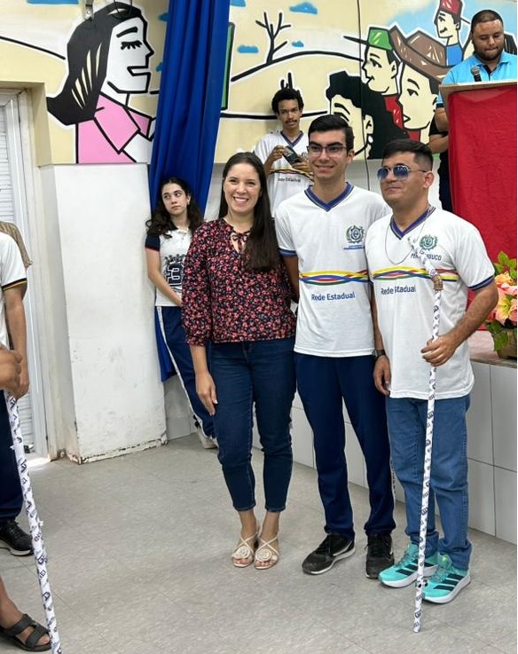 Bengala inteligente foi desenvolvida em escola pública estadual/Divulgação