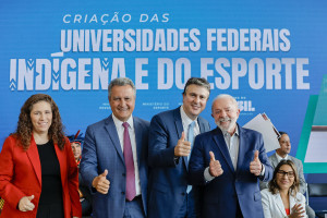Presidente da República, Luiz Inácio Lula da Silva, durante a cerimônia alusiva ao anúncio de criação da Universidade Federal Indígena e da Universidade do Esporte