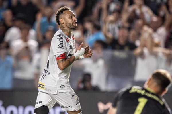 Neymar foi destaque contra o Sport