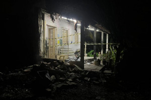 Rescaldo do incêndio na Caxangá. 
