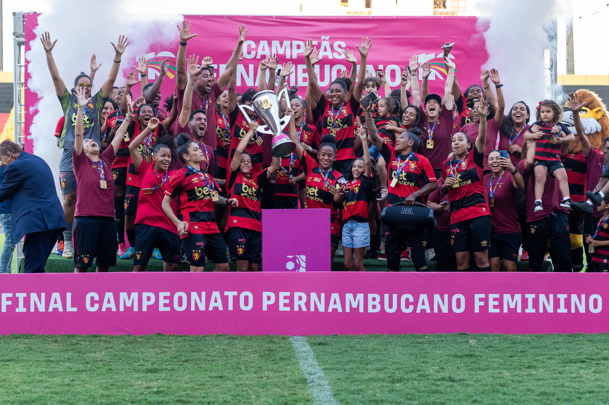 O time feminino do Sport foi campeão do Pernambucano de 2025/ Rafael Vieira/FPF