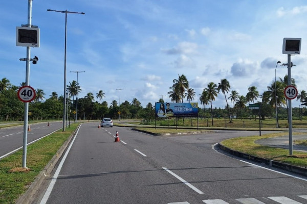 Segundo o DER-PE, esse novo quantitativo irá se juntar aos atuais 64 equipamentos que já estão em funcionamento, totalizando 99 pontos de fiscalização eletrônica previstos.