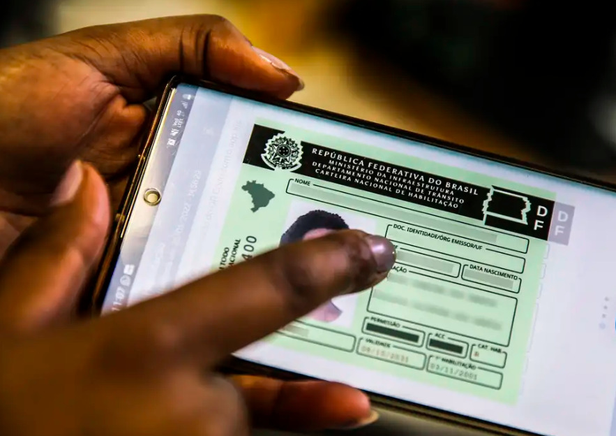 Segundo o governo federal, atualmente 20 milhões de brasileiros dirigem sem habilitação/Marcello Casal JrAgência Brasil