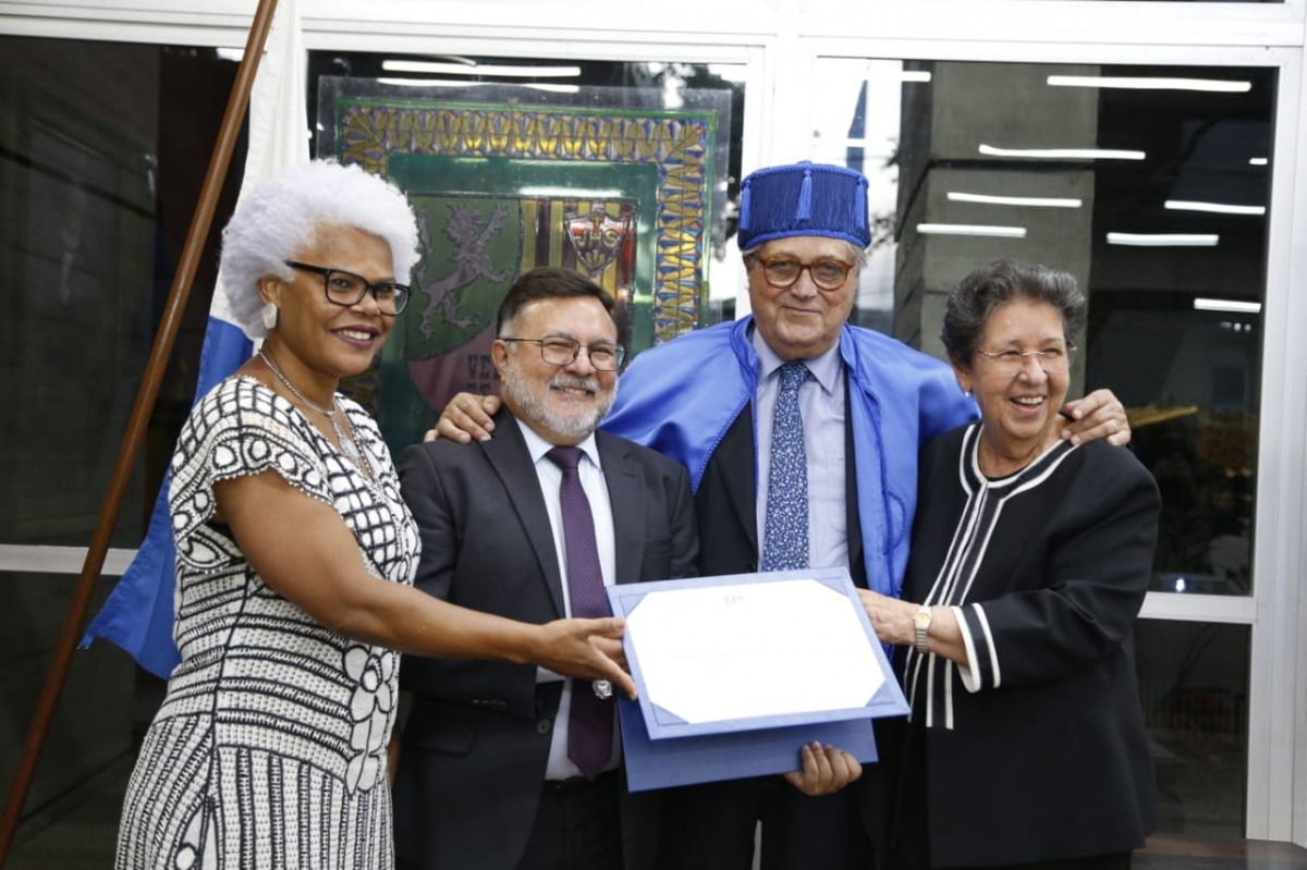 Unicap concede título de Doutor Honoris Causa a José Paulo Cavalcanti Filho /Foto: Divulgação