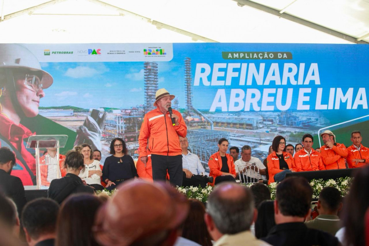 Presidente Lula durante cerimônia alusiva à ampliação da capacidade operacional da Refinaria Abreu e Lima (RNEST) (Crysli Viana/DP Foto)