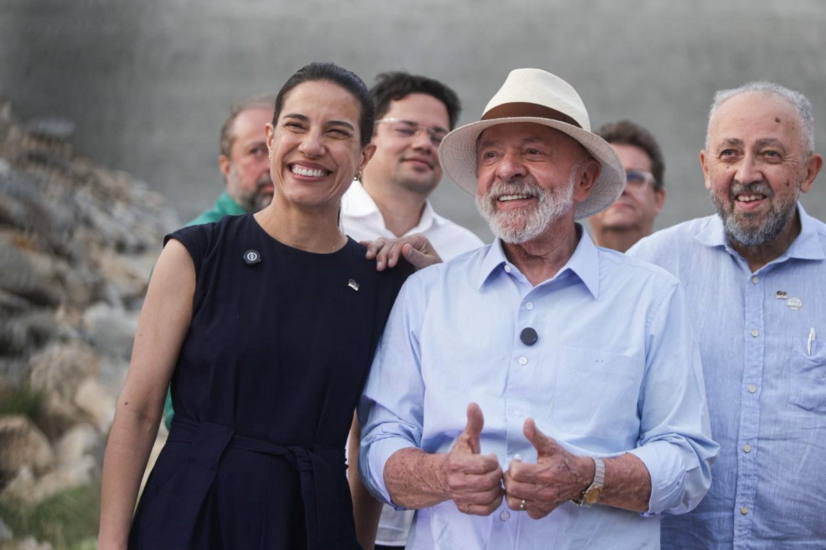 Raquel Lyra e Lula durante visita à Barragem Panelas II (Francisco Silva/DP Foto)