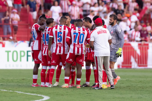 Elenco do Náutico 2026 quem fica, quem sai e os reforços do Timbu para a Série B
