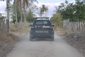 Agentes da Delegacia de Lajedo seguem procurando o corpo da idosa decapitada