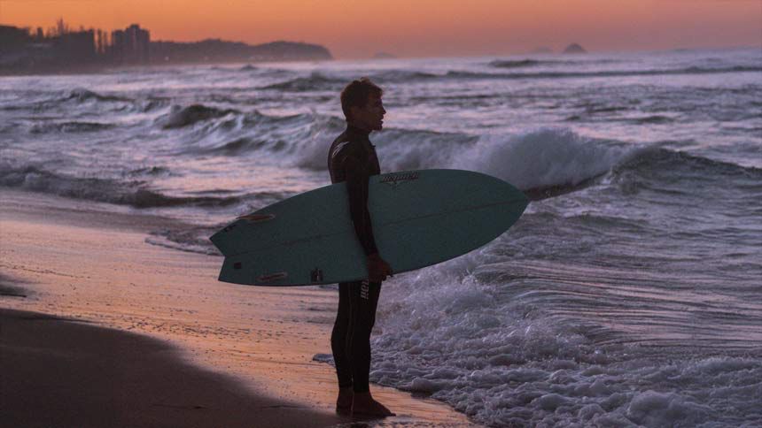Carlos Burle, surfista pernambucano/Divulgação