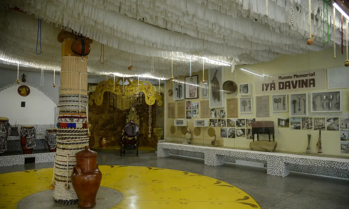 Apesar da gravidade dos ataques a terreiros, somente uma parcela pequena conseguiu buscar apoio policial/Foto: Tomaz Silva/Agência Brasil