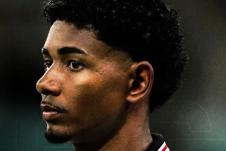 Vitinho, novo reforço do Santa Cruz para 2026/Reprodução/Santa Cruz FC