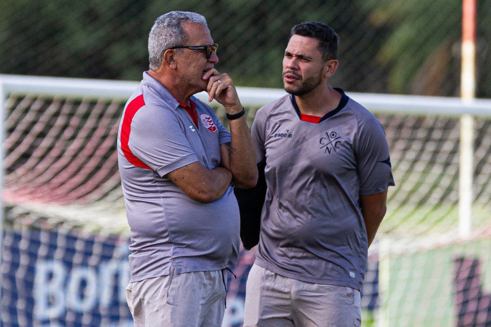 Hélio e Guilherme dos Anjos /Gabriel França/CNC
