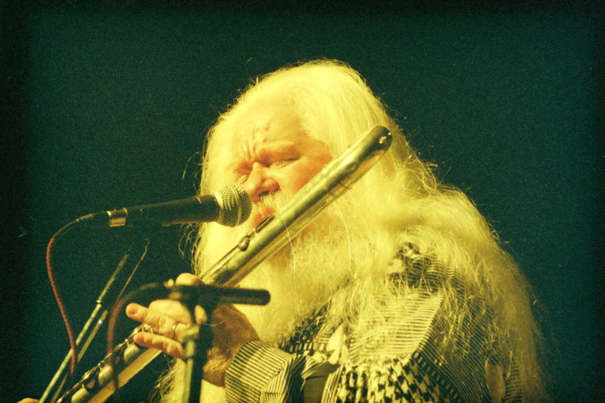 Hermeto Pascoal faleceu em setembro deste ano, deixando um importante legado para o jazz brasileiro. /Teresa Maia/DP Foto