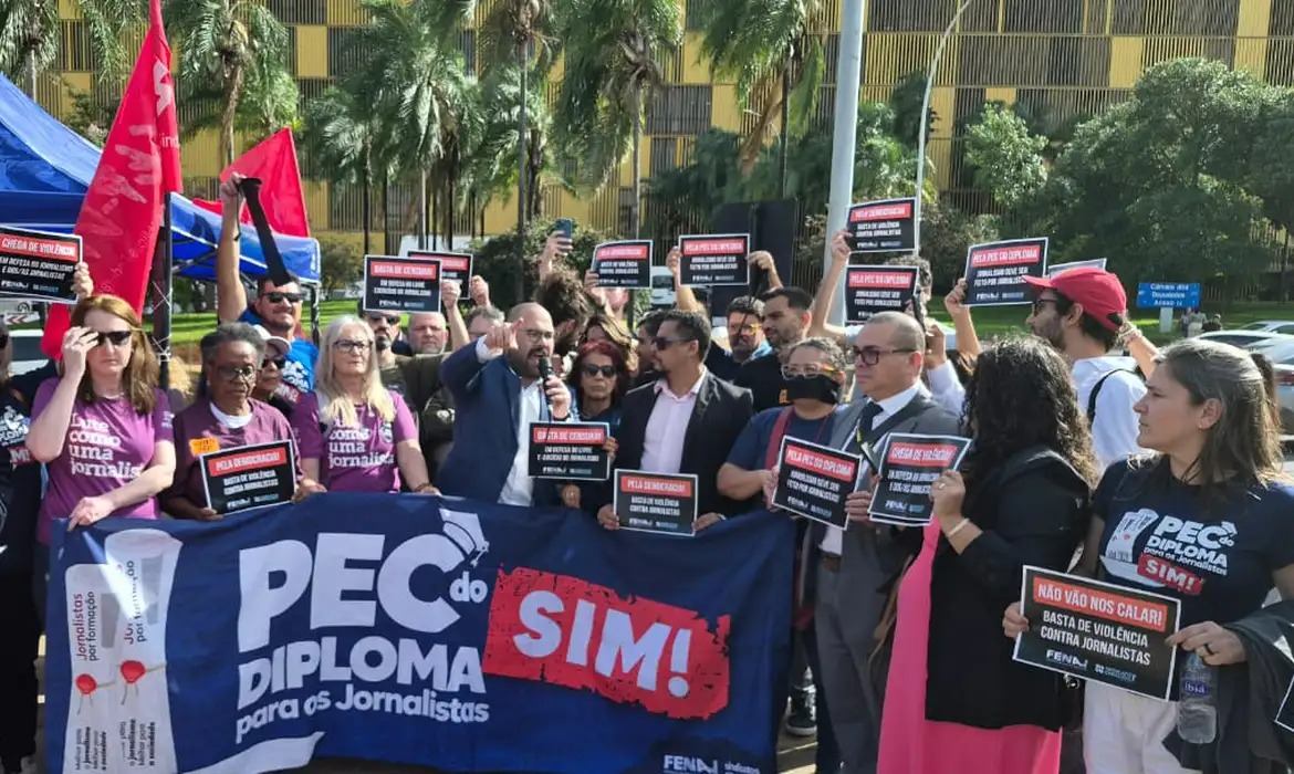 Ato ocorreu nesta quarta-feira (10) /Pedro Rafael/Agência Brasil