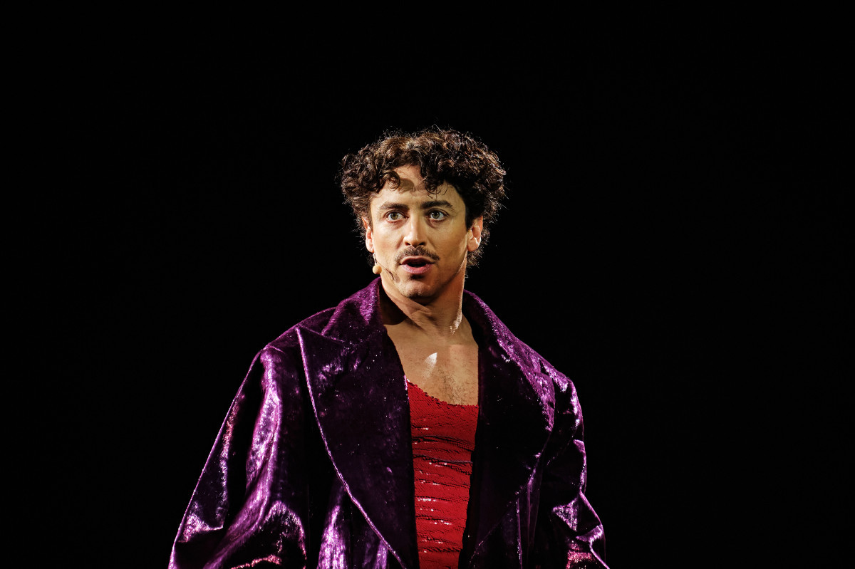 Espetáculo 'Sonho Elétrico' é estrelado por Jesuíta Barbosa, Jessyca Meyreles, Idylla Silmarovi e Cleomácio Inácio. 


/Foto: Ethel Braga/Divulgação