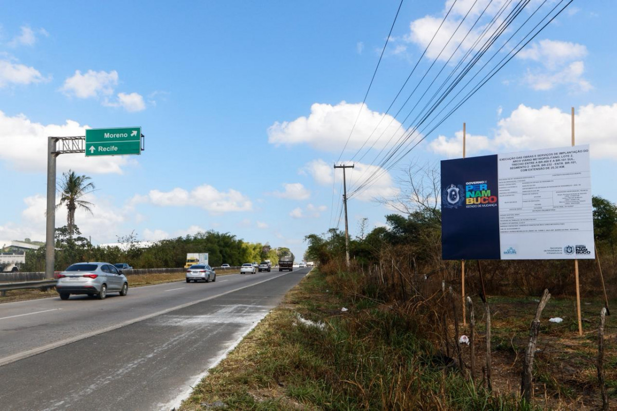 Com 25,32 quilômetros de extensão, o trecho deve melhorar a mobilidade na Região Metropolitana do Recife e beneficiar o escoamento da produção na região, desafogando o trânsito na BR-101 (Foto: Marina Torres/DP Foto)