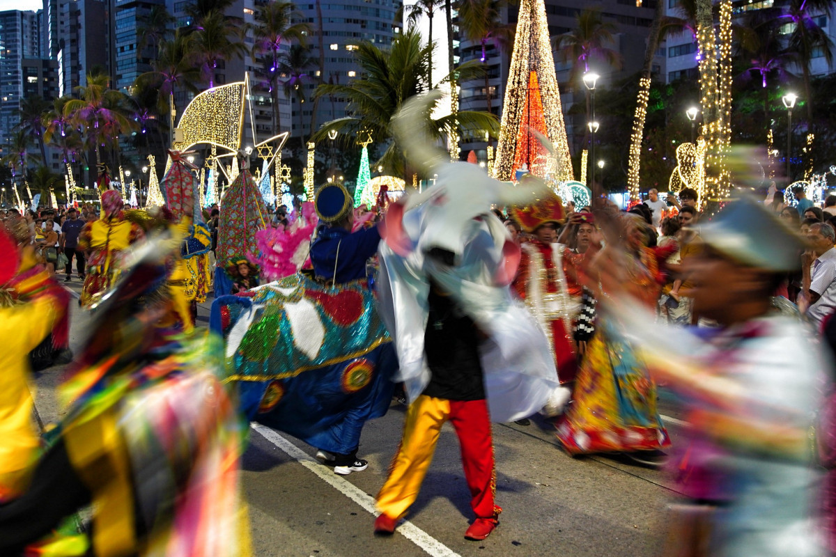 Programação do ciclo natalino do Recife contará com cortejos, pastoris, cavalos marinhos, reisados, bois, ciranda, shows e outras atrações./Marcos Pastich/Divulgação