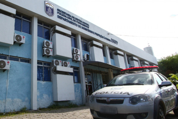 Departamento de Homicídios e Proteção à Pessoa (DHPP), no Cordeiro, na Zona Oeste do Recife