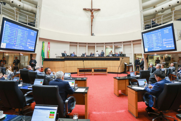 Sessão ordinária na Assembleia Legislativa de Santa Catarina (Foto: Jeferson Baldo / Agência AL)
