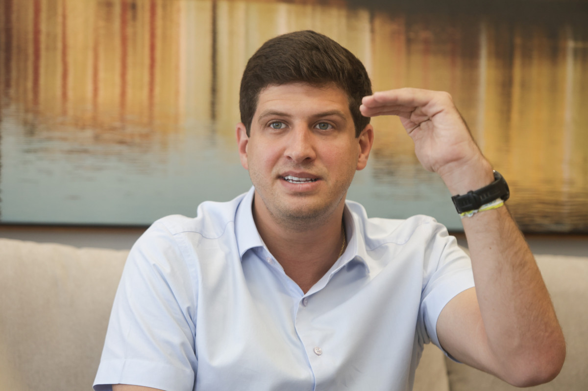 Prefeito João Campos em entrevista exclusiva/Francisco Silva/DP Foto