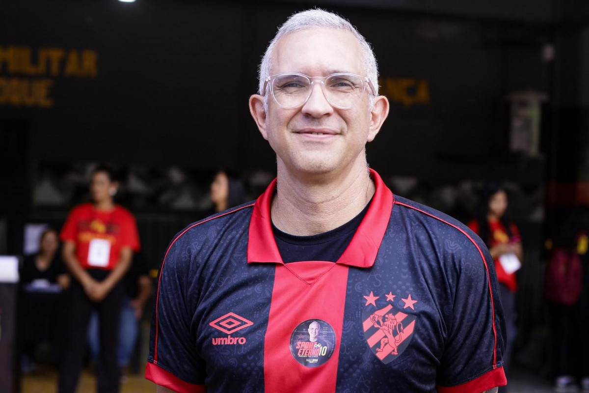 Paulo Bivar, candidato da chapa 10 