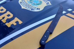 Briga de tr&acirc;nsito em Paulista termina com um ferido e interven&ccedil;&atilde;o da PRF