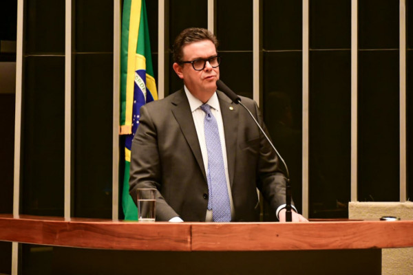 Diario de Pernambuco recebe homenagem na Câmara dos Deputados, em Brasília (Foto: Arthur Souza)