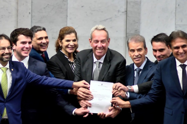 Alepe aprova todos os projetos do Governo Raquel de 2025