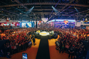 CCXP25 reuniu mais de 280 mil f&atilde;s