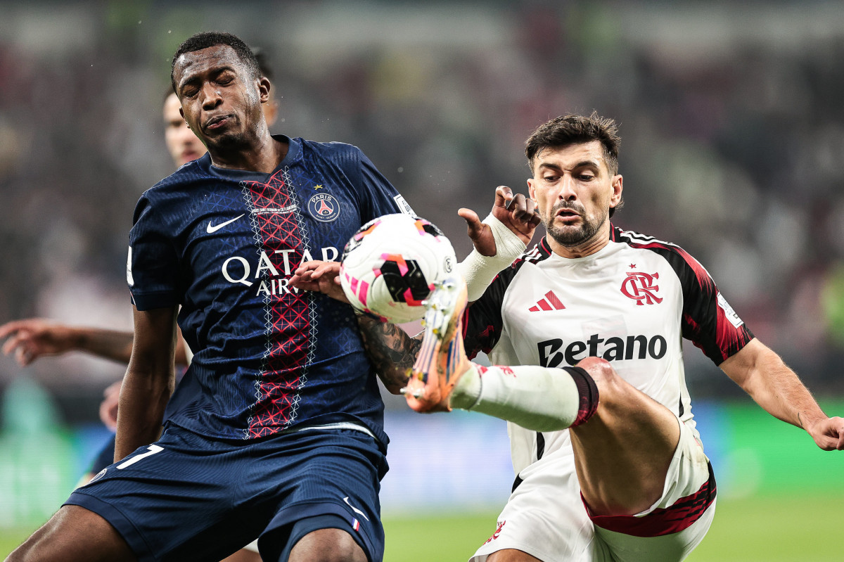 Giorgian de Arrascaeta em ação pelo Flamengo na final do Intercontinental diante do Paris Saint-Germain/Gilvan de Souza/Flamengo