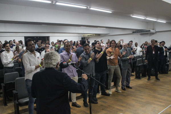 Vota&ccedil;&atilde;o no Conselho Deliberativo do Santa Cruz