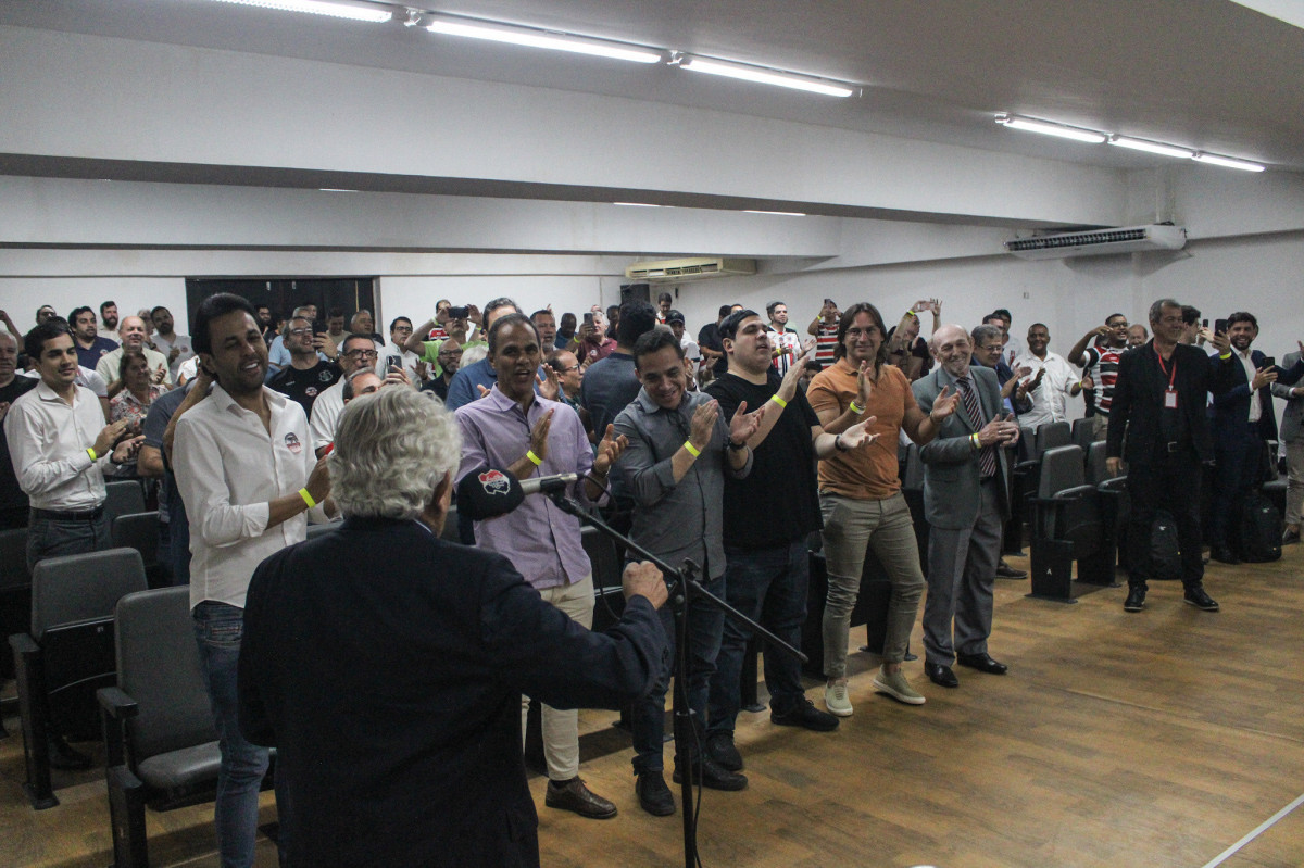 Votação no Conselho Deliberativo do Santa Cruz/Evelyn Victoria/SCFC