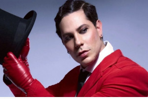 Christian Ch&aacute;vez