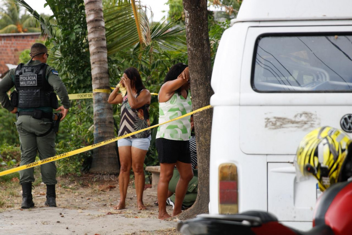 Motociclista morreu em Dois Unidos, no Recife após ser atingido por linha de cerol (Marina Torres/DP Foto)