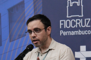 Gabriel Wallau disse que ainda n&atilde;o evid&ecirc;ncias de que o novos v&iacute;rus possa infectar humanos